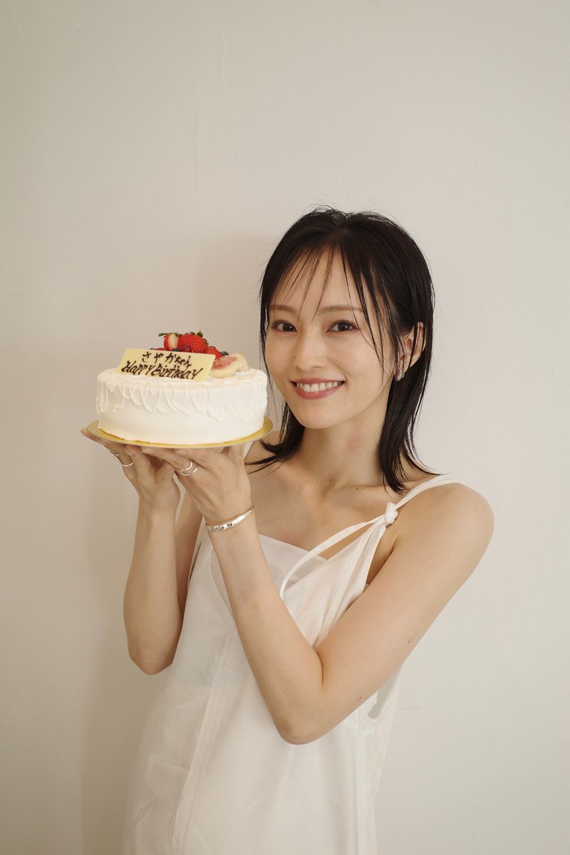 山本彩 tweet media