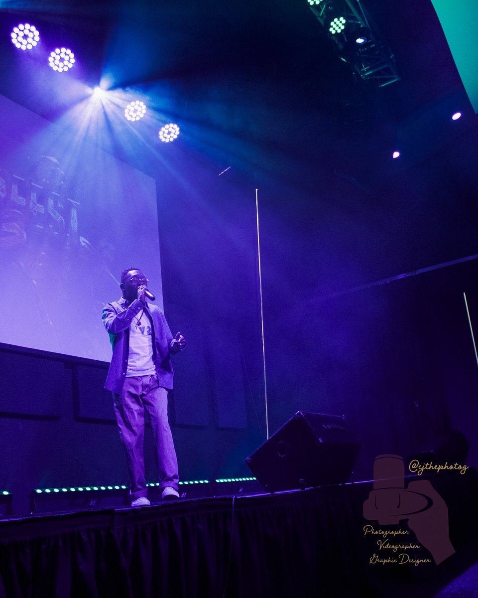 Yanni2kMusic's tweet image. Still one of my favorite pics from the EarFuxk Fest 😈💜🔥🎶 

@sofarsounds &amp;amp; @sofardc I am ready to rock your stage before the summer ends 🎶🔥💯 Hit me up!!! #SofarDC