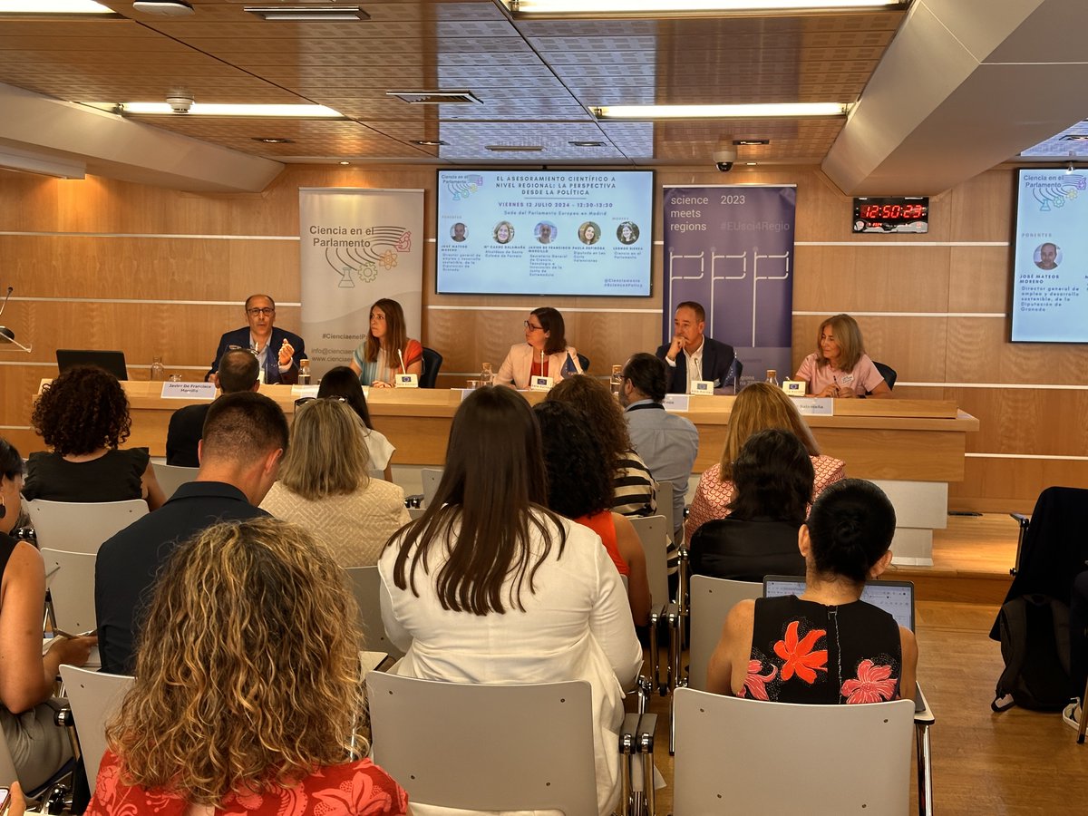 CanalUGR's tweet image. 📢 @ImprontaGranada destaca en el ‘Encuentro de Nuevos Horizontes para el Ecosistema de Asesoramiento Científico en la Gestión Pública’

✔️Un caso de referencia en España de conexión del ecosistema universitario y las políticas públicas del territorio

ℹ️ sl.ugr.es/0e9X