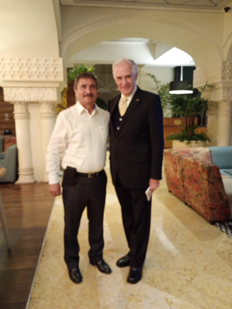oswaldovillaseñor tweet media