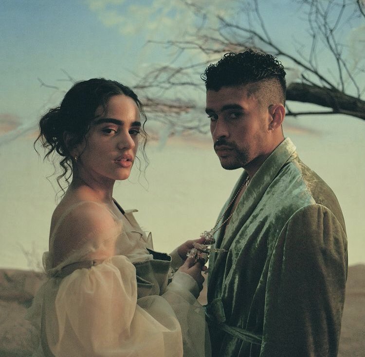 latinchartdata's tweet photo. “LA NOCHE DE ANOCHE” de Bad Bunny (@sanbenito) y @rosalia ha superado los MIL MILLONES de streams en Spotify. https://t.co/zVPREjh2BJ