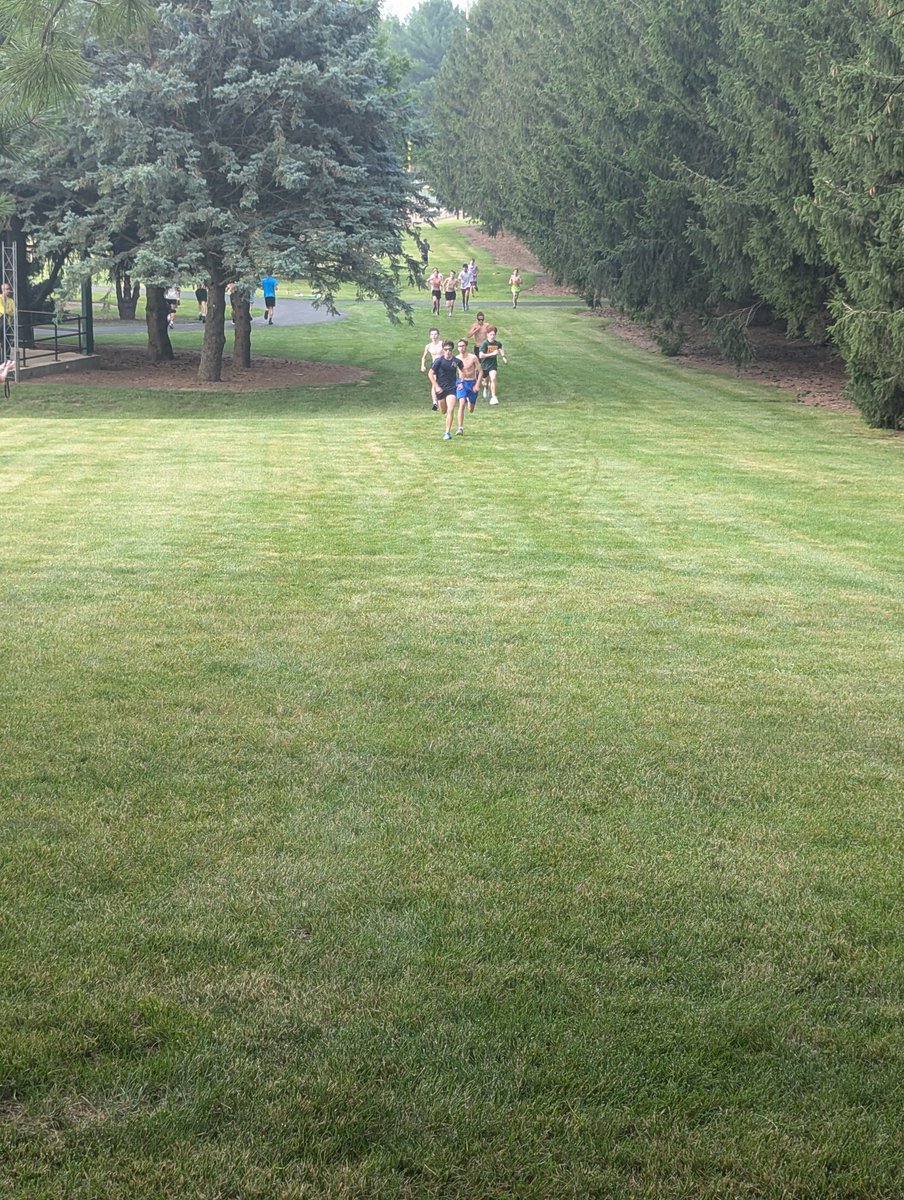 Fremd Distance Crew tweet media