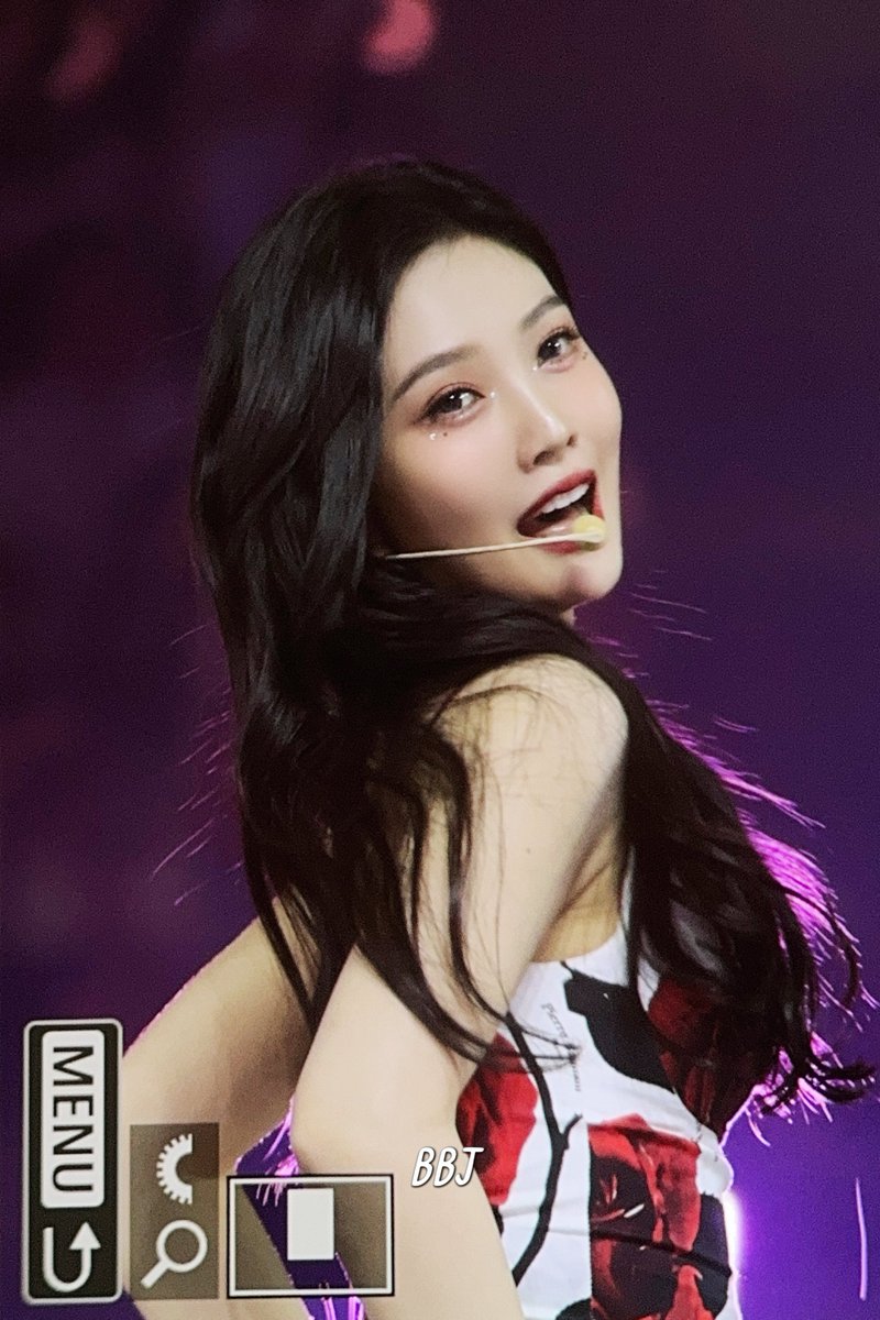BaoBaoJoy903's tweet photo. 240713 K-MEGA
🌹

#조이 #레드벨벳 #Joy #Redvelvet #박수영 #ジョイ https://t.co/3Zd4gL22I7
