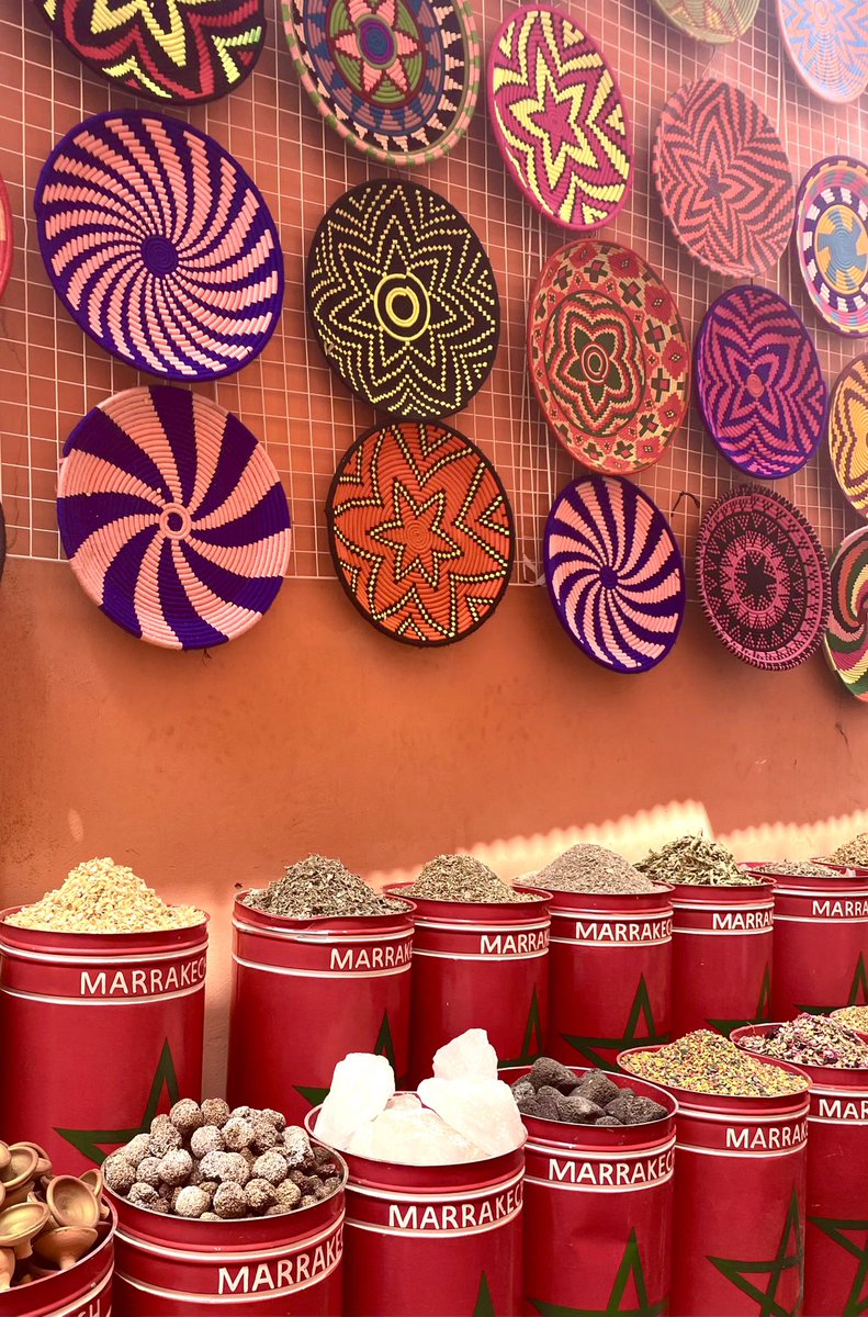 aojerp's tweet photo. Nuestro viaje a #Marrakech 🇲🇦 está siendo un descubrimiento de colores, aromas y sabores!! Una verdadera delicia para nuestros sentidos!! 🥰 https://t.co/5kOSFdDxyc