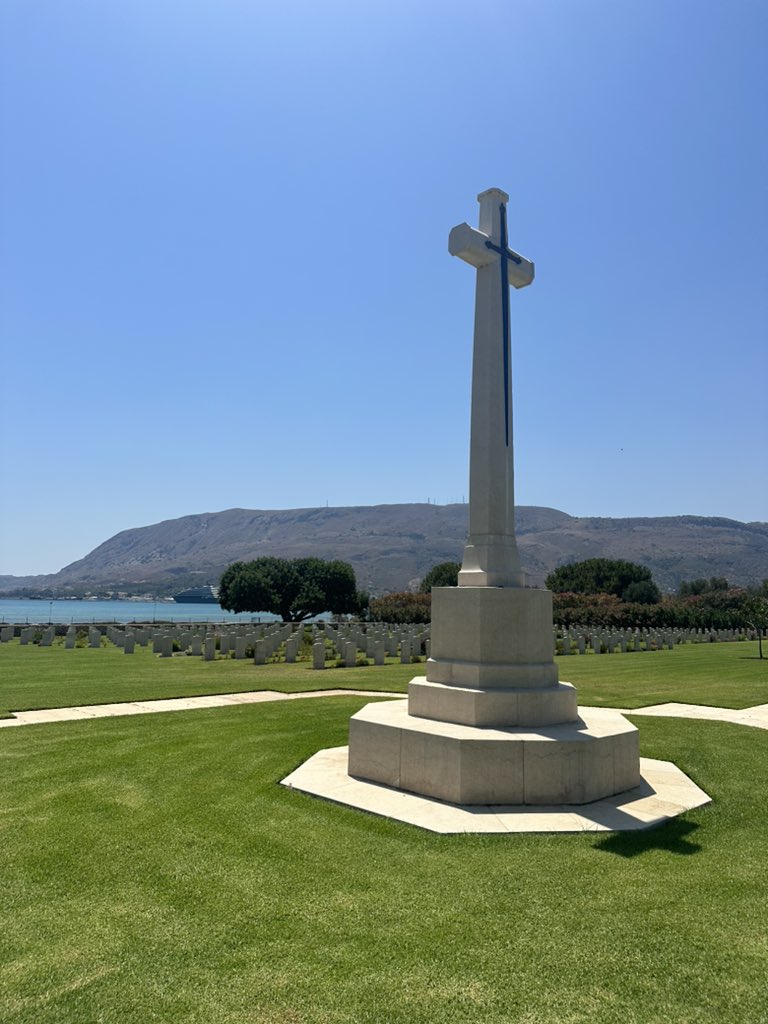 Perfect week in Rethymno and a visit to <a href="/CWGC/">Commonwealth War Graves</a> Suda Bay War Cemetery with graves for the soldiers who died during the Battle of Crete in 1941 and during WWI and WWII. 

Now, what on earth is this English weather we have come back to? ☔️