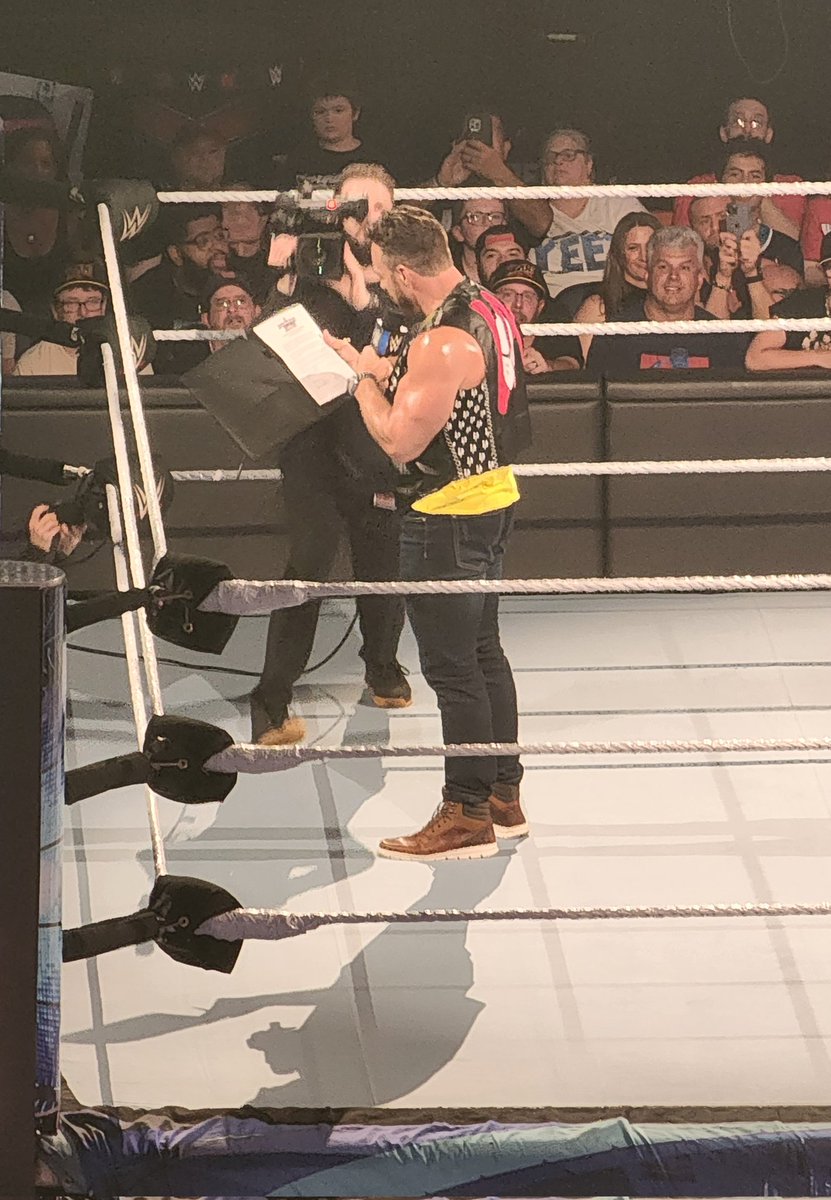 elafroameprking's tweet photo. The Fallout to #MITB 💰💲🤑☝🏾🤙🏾...

#TheLifestylesoftheRichandDavid (#TLRD)...

@WWE #WWE
#Smackdown
@itsBayleyWWE
@tiffstrattonwwe
@LinaFanene
@RealLAKnight
@BDavenportWWE
@DCUCenter https://t.co/CUX0YxmxPZ