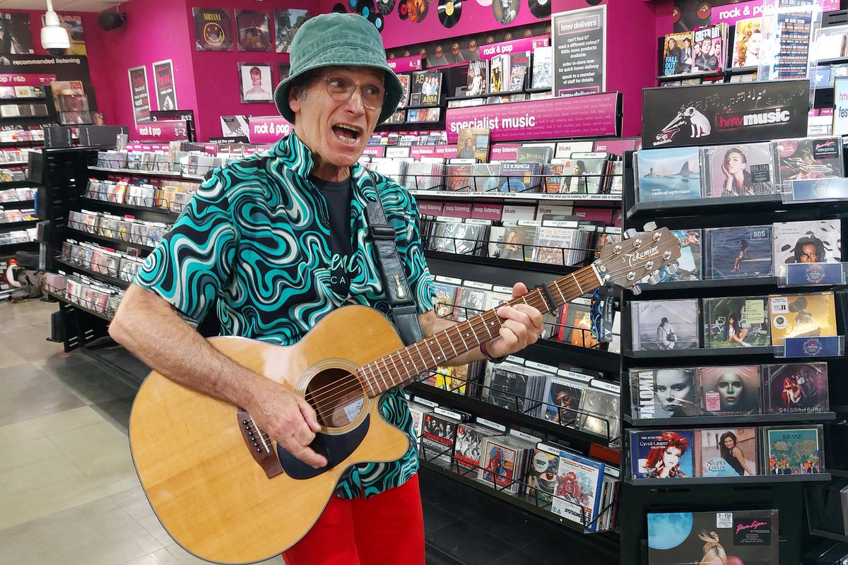 hmvYeovil's tweet photo. In case you missed #buskfest last weekend... you can now see all our videos here👇
https://t.co/NkM7TFCBwQ

#hmvliveandlocal https://t.co/ZIphH27HCJ