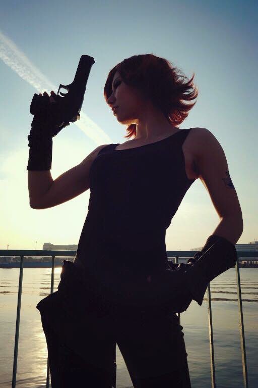 UmeMachiko's tweet photo. ㊗️メタルギア37周年✨☺️🎈✨
もう何年も経って顔も体も色々変化してるので、落ち着いた時にまたメリルが着られるかは分からないけどメタルギアコスはまだまだやりたいな🥹 https://t.co/FTo45kaMfW