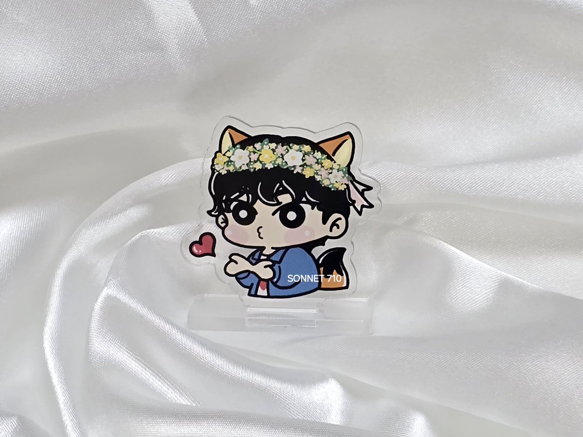 Sonnet710's tweet photo. 🦊 Happy Seunggyu Day 💐
좋은 날이라 그랬는지 날이 화창해서 참 더웠거든요. 그런 날 평일인데도 와주신 분들께 감사의 의미로 해시태그 방문 후기를 남겨주시면 별도의 추첨 없이 상품을 보내 드리려고 합니다. 꽃집에서 씩씩하게 보초 서던 꼬마 병정들 기억하시나요? 곧 여러분 댁을 찾아갑니다. https://t.co/BSyeVFFJS0