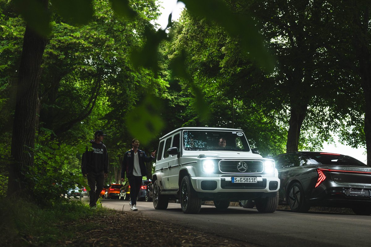 GoodwoodRRC's tweet photo. Some amazing #FirstGlance cars up the Hill. Which one would you choose? 📷: @jordanbutters @heycar_uk #heycar #FOS https://t.co/UJxuANkYDq