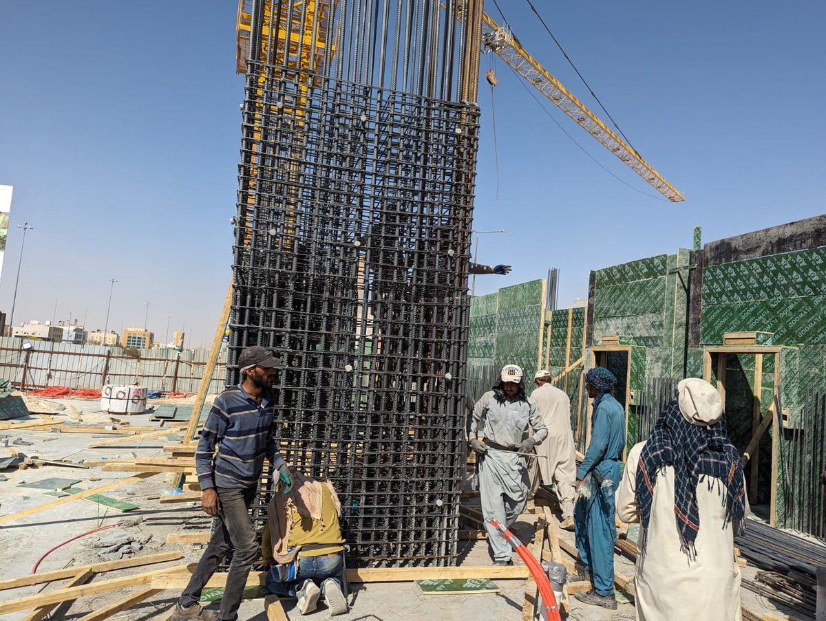 جاري العمل بالدور الثامن