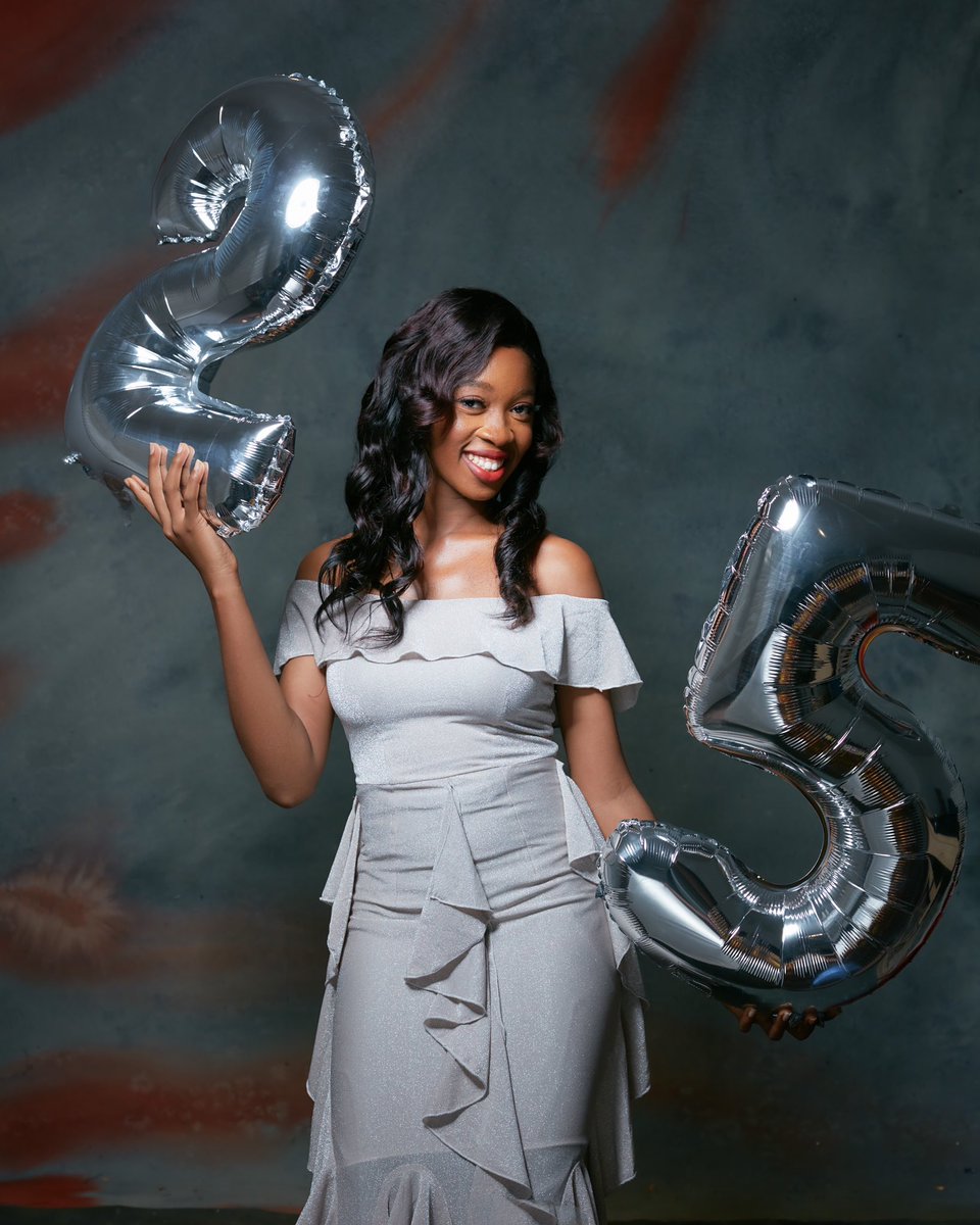 diiret_m's tweet photo. Twenty fine 🥳🥹
Say a genuine prayer for me https://t.co/RCIyEjj5Wv