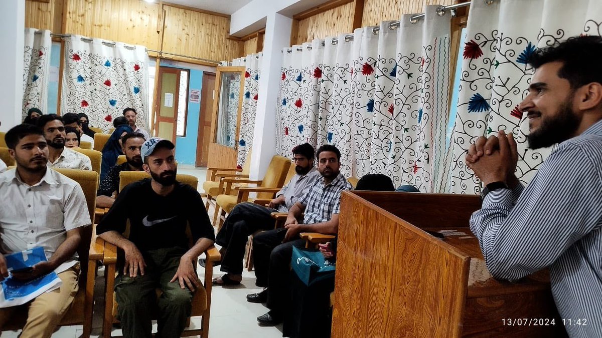 recforge's tweet photo. 🚀exciting news from @recforge ! Today, we conducted an employment drive in kupwara, facilitated by @DECC_Kupwara. Thrilled to announce that 6 candidates received job offer on the spot. Here’s to New Opportunities and bright futures!
#recforge
@infokupwara @JKEDI4U @dckupwara https://t.co/7wh0dGc4jG