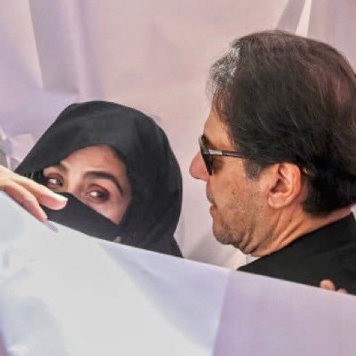 Mishikhanxxxx's tweet photo. Once Again
Allah is Al-Haq
Congratulations to everyone 

@TeamiPians 

 #قومی_لیڈر_پھر_سرخرو https://t.co/iYiot8Dt9g