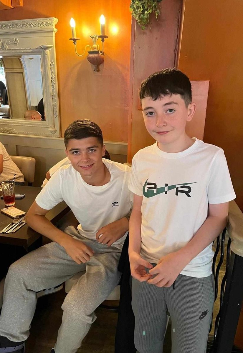 peterwallbanks's tweet photo. @LewisMiley1 thanks for last night Lewis. Think you made Henry's day. Good luck with the recovery and hope to see you and your family soon https://t.co/0XoiX2buaQ