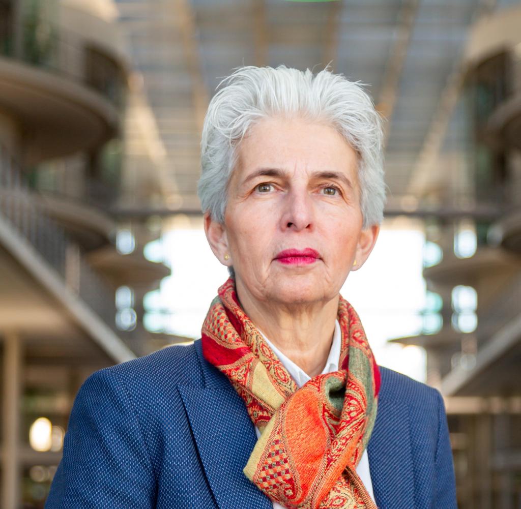 Marie-Agnes Strack-Zimmermann (Parodie) tweet media