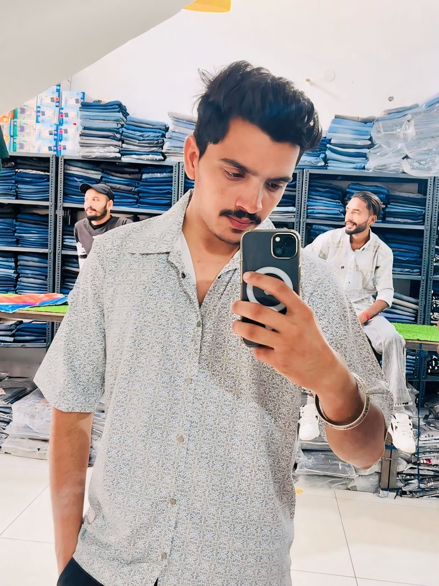 mr_nt_official's tweet photo. ❤️❤️ #model #modeling #modellife #photooftheday #photographer #photoshoot #trending #viral #follow #like #instagram #instagramstar #fashionstyle #fashionmodel #fashionblogger #blogger #blog #movie #photo #shoot #shooting #gymlover #gym #gymboy #boy #handsome #handsomeboy #hotboy https://t.co/7yHuxnjq55