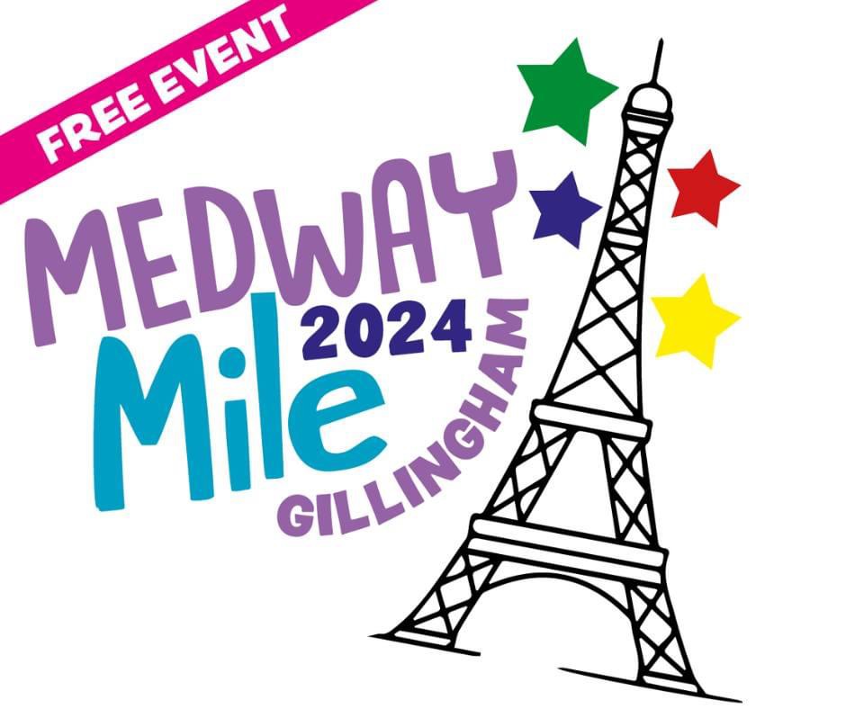 alternateshadow's tweet photo. Alternate Shadows found themselves on Fri 12th July at Medway Park for this year’s Olympic Games themed Medway Mile.
Fifi Froufrou &amp; Gaston Gateau were seen enthusiastically waiving the runners on with baguettes held proudly aloft! 
It was a very well attended community event. https://t.co/wa3B5N07jP