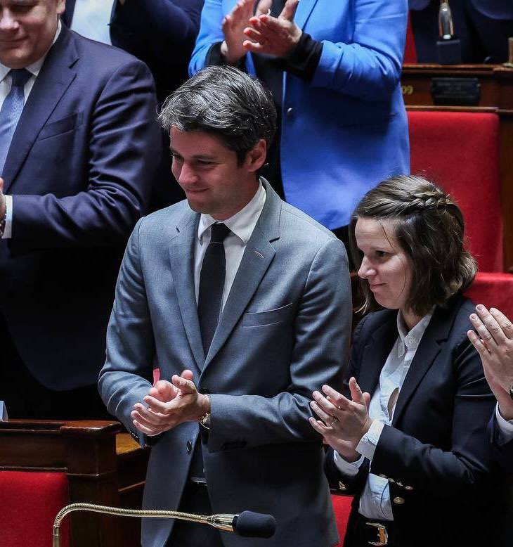 MarieLebec78's tweet photo. Bravo @GabrielAttal pour ton élection à la tête du groupe des @DeputesRE. 

Tu pourras toujours compter sur ma mobilisation à tes côtés. https://t.co/hBFSMZ75JX