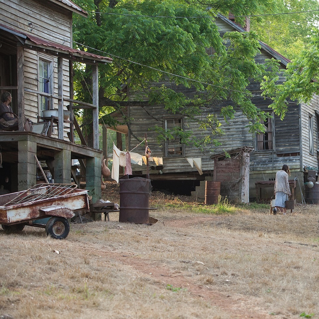 silverrebi's tweet photo. dare i say as i get older i think the first hunger games movie is becoming more my favorite... something about it is just so raw and realistic. it doesn't feel like a blockbuster &amp; it doesnt glorify or aestheticize. the mournful opening will always sticks with me, its so haunting https://t.co/mC1fpGlr2A