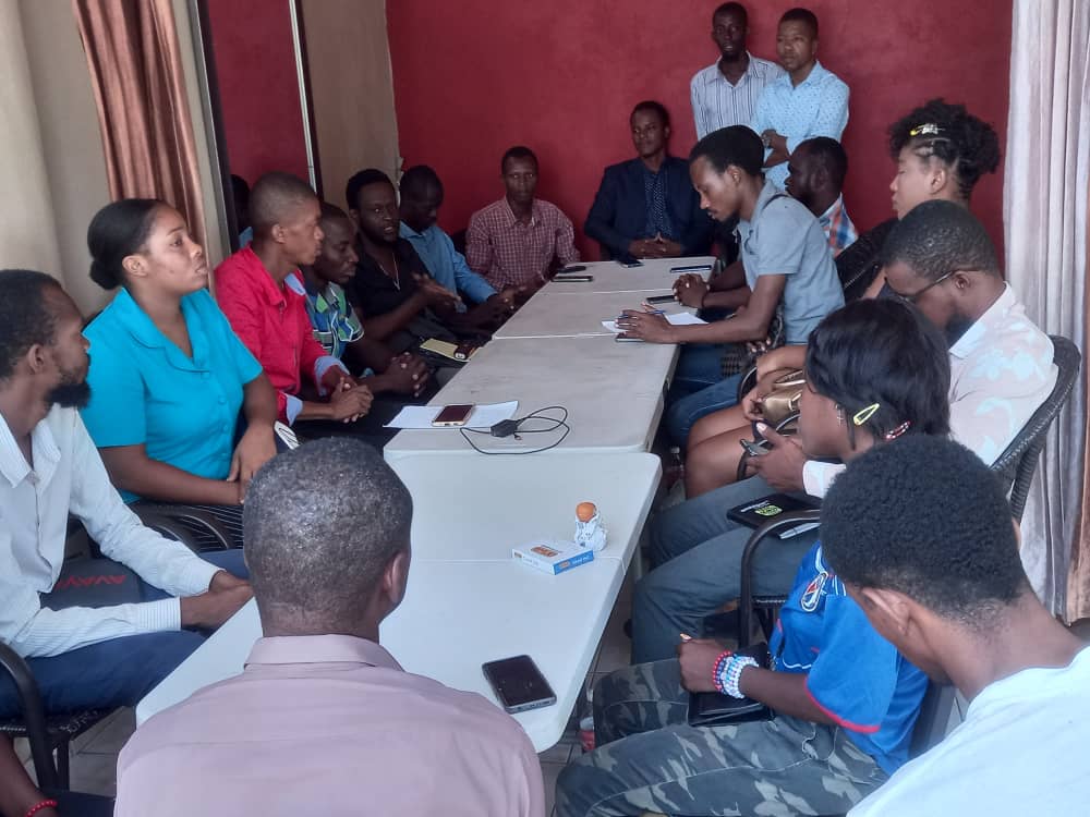 colson_anglade's tweet photo. Òganizasyon Vodou Se Idantite M, #MIVAH, #JEDSO, #CEJ_HAÏTI se 4 estrikti sa yo ki rive entegre Federasyon Òganizasyon Jèn #FOJ yo jounen vandredi 12 jiyè 2024 la.Travay pou n genyen yon Ayiti ki pwospè epi ki vivab se nan yon politik enkliziv n'ap rive fè sa. #FOJ #Jeunesse ❤🇭🇹 https://t.co/eWNOPWWxwt