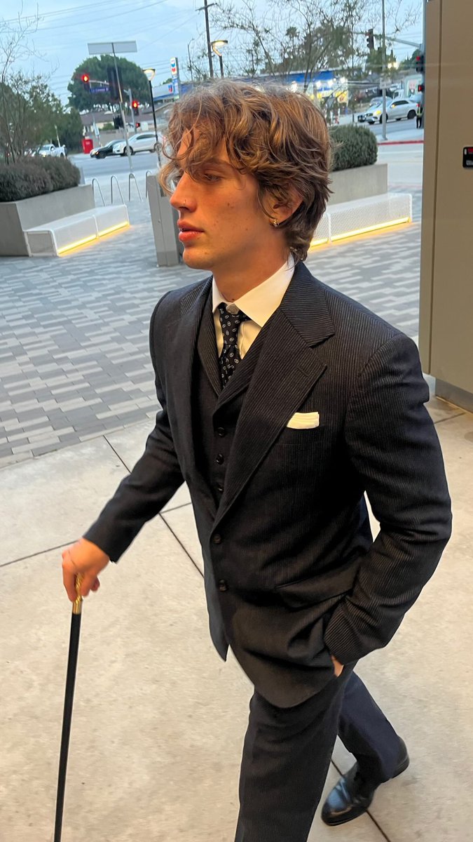 𝖿𝗂𝗏𝖾 𝗌𝖾𝖼𝗈𝗇𝖽𝗌 𝗆𝖺𝗍𝗍 🏒 tweet media