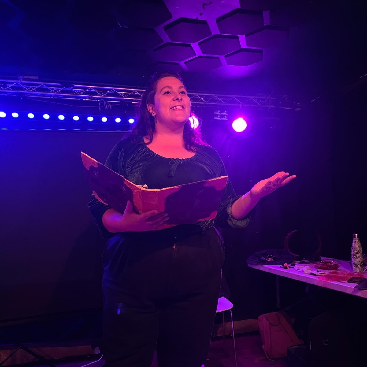 MudlarksTheatre's tweet photo. Huge thanks to the wonderful audience we had at last night’s Southampton Fringe scratch night ⚔️ It was great to bring Lose Your Own Adventure from our brains into the real world 🐉 

Feels like a real privilege to be part of the first Southampton Fringe. Here’s to many more! https://t.co/szS76H5pbU