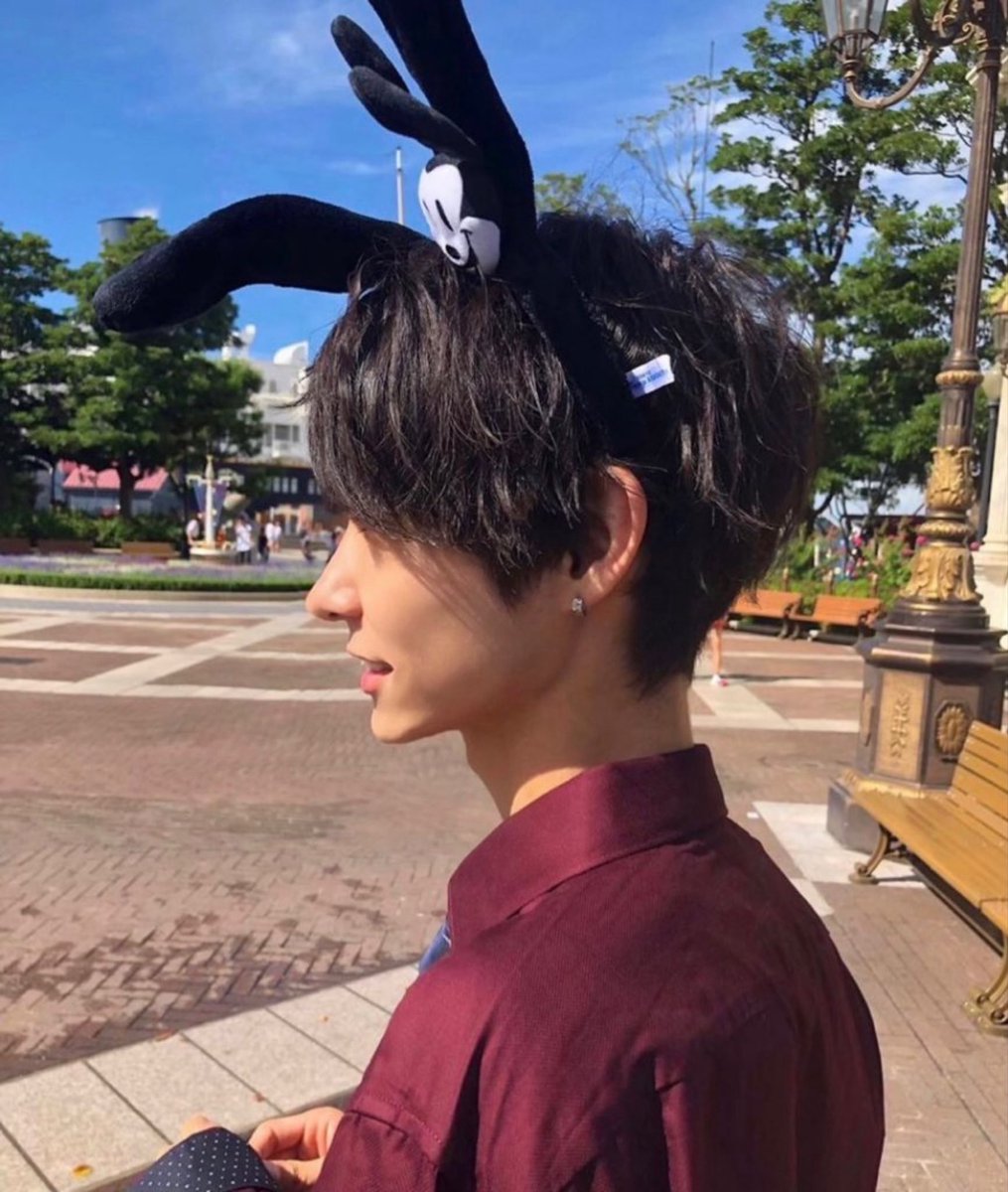 _tao0524_'s tweet photo. 「男なんだから男らしくしろ‼️」と余計なお世話DMが面識のない男達から毎日のように送られてきますが、僕がイケイケ路線に戻ったら君たちの男としての立場が危うくなりますよ〜っっっっ https://t.co/mUqHcdmhtW