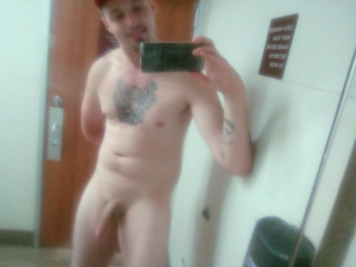 AustinAustinxxx's tweet photo. First post here https://t.co/da3zr5DRsQ