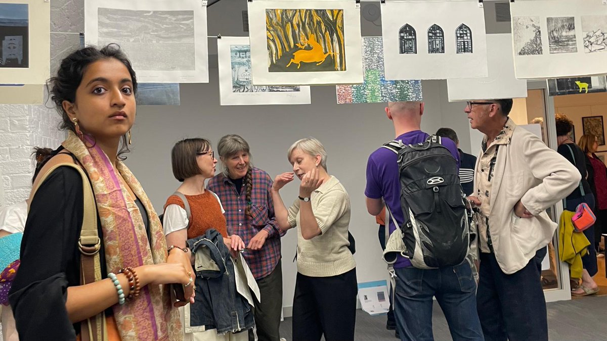 hausprintstudio's tweet photo. #recycle #re-use #re-think #re-consider #climatechange #artforchange #createartforearth #printmaking

Exhibition finishes Monday 15 July at 5pm at St John's Church Waterloo- #stjohnschurchwaterlooarts https://t.co/j2HYsJvqXw
