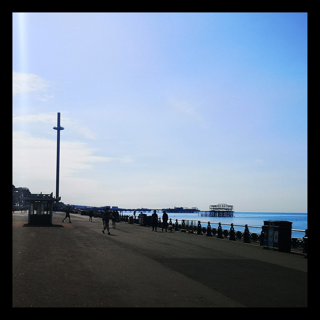 Splendid day out this morning at Hove Promenade Parkrun.

Always great fun, my time is getting a bit better, 
Thank you to the many #volunteers and especially the 27min pacer!

#parkrun @parkrunuk #brighton #hove #running