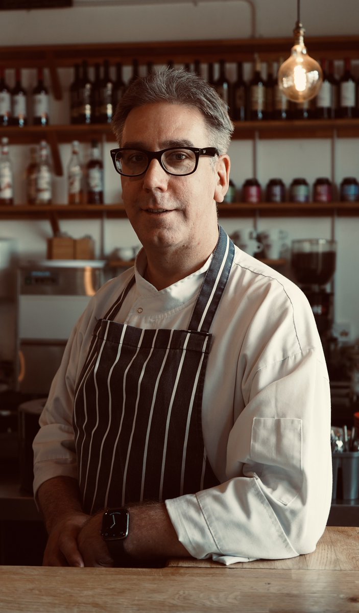 FireStnCreative's tweet photo. "Hi Everyone! I’m Mark. Before moving to FSC, I was Head Chef at Garvock House Hotel. I’m so excited to be here and I look forward to giving you the best experience. Food is my passion and I believe that every detail matters. Come along and try the new menu!
#newmenu #newchef https://t.co/y4eWnoWBah