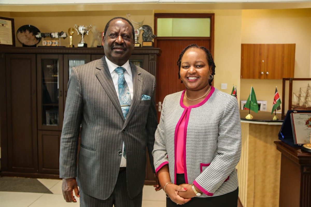 Same way Raila Odinga protected Anne Waiguru is the same way he wants to protect Ruto so that this country doesn't progress.... This guy has been the greatest stumbling block to change in Kenya.
#RutoMustGo