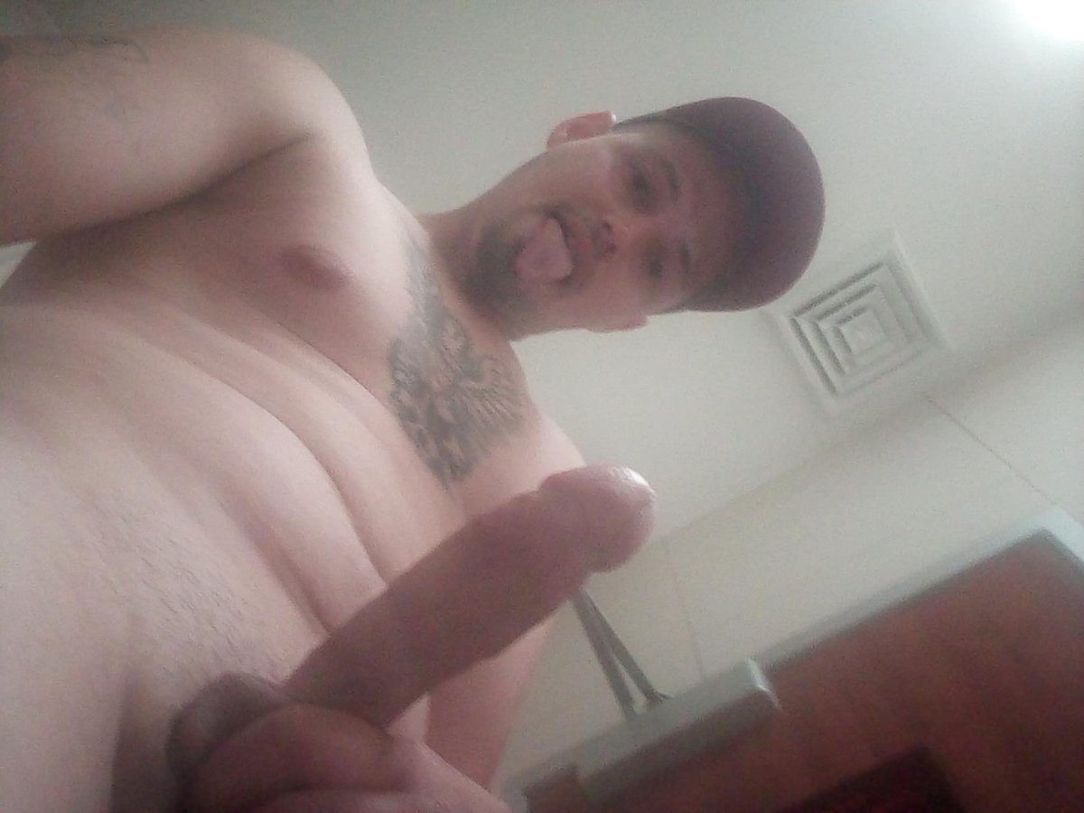 AustinAustinxxx's tweet photo. Boost my ego first time posting https://t.co/v0zjB849pw