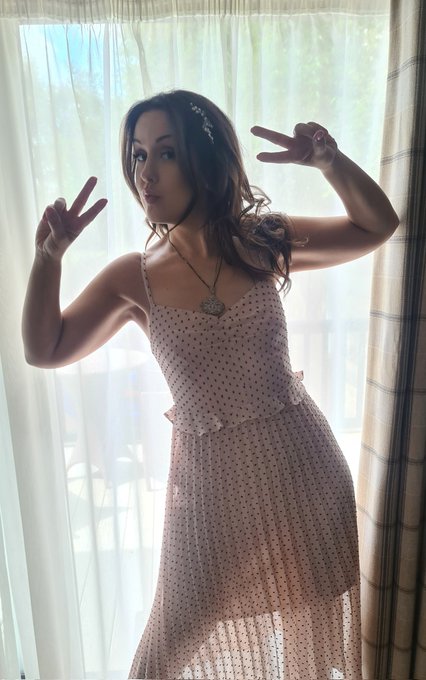 Wedding ready! https://t.co/Ym6OYdgFoI<a href="/tag/mondayfunday"class="tags"><span>#mondayfunday</span></a><a href="/tag/milfmonday"class="tags"><span>#milfmonday</span></a><a href="/tag/mondaybumday"class="tags"><span>#mondaybumday</span></a><a href="/tag/mond"class="tags"><span>#mond</span></a>