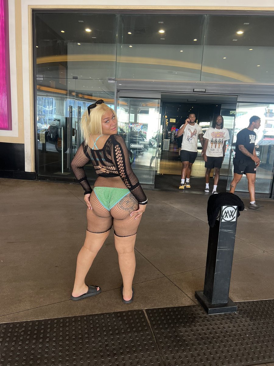 pieces_ofkandi's tweet photo. 🤎 https://t.co/bHlOQX61eo