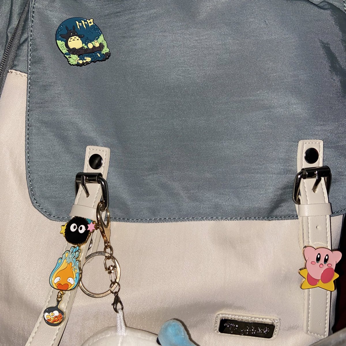 classiccofi's tweet photo. ready na yung bag, yung may ari hindi pa https://t.co/HRshRRE9mt