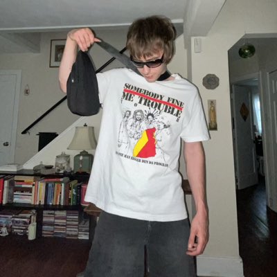 Somebody Fine Me Trouble