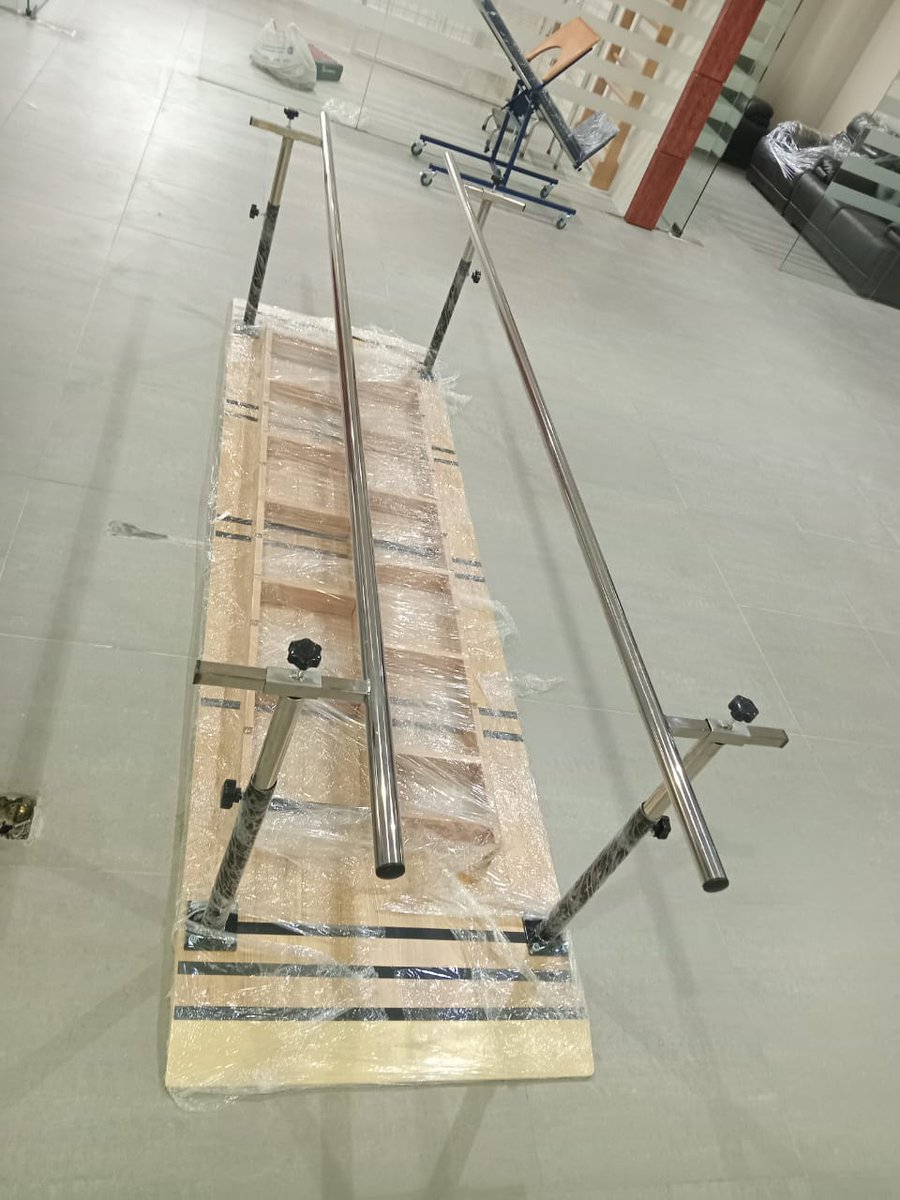 تأثيث مراكز علاج طبيعي