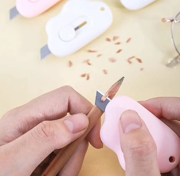 pfdealz's tweet image. Cute Retractable Box Cutters, 3Pcs Cloud Shaped Mini Art Cutter Utility Knife Office School Stationery for $7.79

howl.link/wh48ekwp5ax8s

#Retractable #School #Stationery #Deals