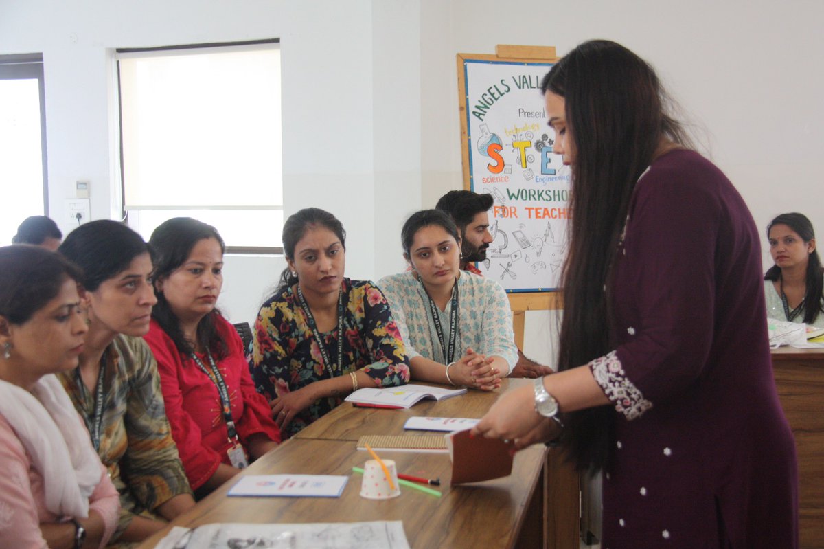 MyStemLab's tweet photo. 🌟📚 MY STEM LAB trainers conducted an enriching teacher training session at Angel Valley School, Rajpura! Empowering educators with innovative STEM techniques to inspire the next generation of scientists and engineers. 🌟🔬 #TeacherTraining #MYSTEMLAB #AngelValleySchool https://t.co/RffFUXBLBI