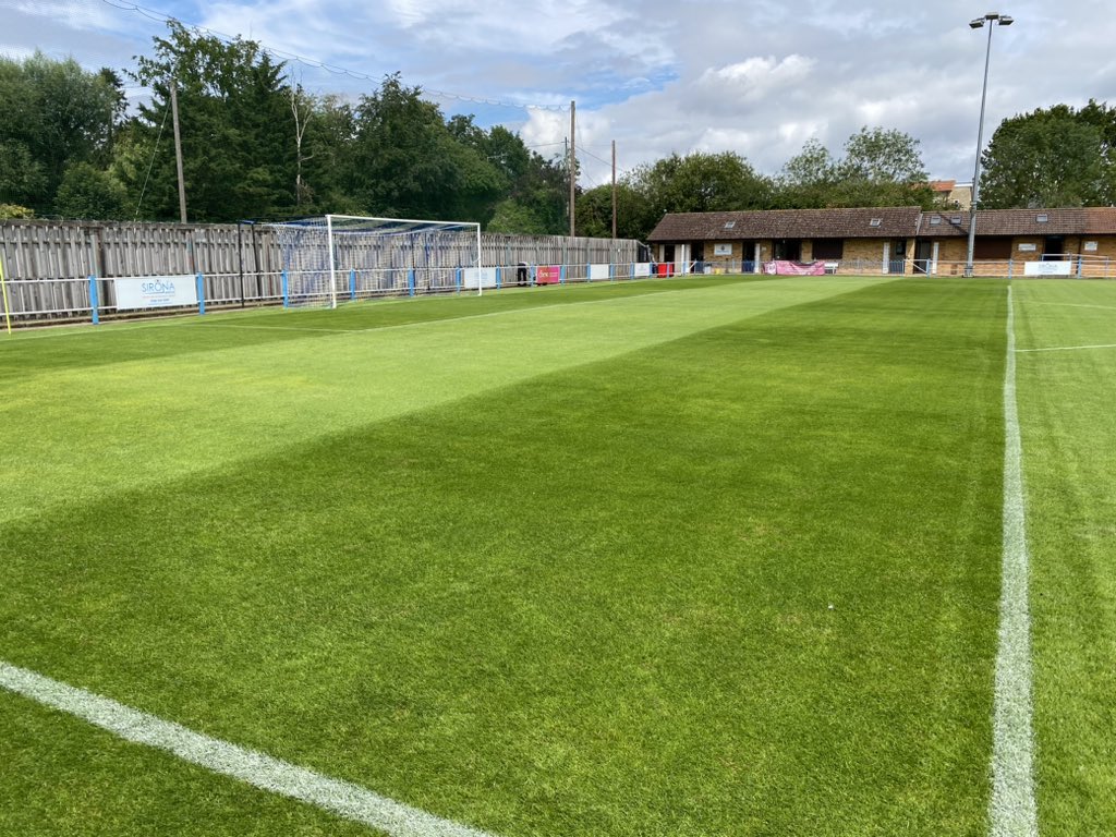 grasslad's tweet photo. After a long time away today I welcome back the players and staff @takeley_fc to their home π±β½οΈ as they take on neighbours @HarlowTownFC first Home game, hope the pitch plays well for the boys in π΅βͺοΈ
#parttimegroundsman #groundsmanlife #improveing #fyp #thankyou #blessed https://t.co/pkxS2fkRwB