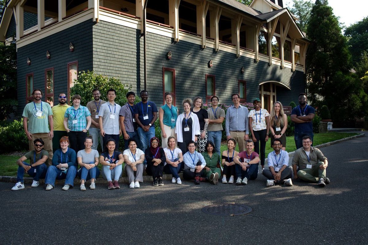 Luciano Martelotto 🛠🧬💻🇦🇺 (@lgmartelotto) on Twitter photo It’s a wrap!! <a href="/CSHL/">Cold Spring Harbor Laboratory</a> Single Cell Analysis Course 2024 has come to an end! Thanks to <a href="/10xGenomics/">10x Genomics</a> and <a href="/curiobio/">Curio Bioscience</a> for generously supporting us. Students are extremely pleased with how the techs worked, and the data is excellent. I look forward to working with you again in 2025! 🫶 It’s a wrap!! <a href="/CSHL/">Cold Spring Harbor Laboratory</a> Single Cell Analysis Course 2024 has come to an end! Thanks to <a href="/10xGenomics/">10x Genomics</a> and <a href="/curiobio/">Curio Bioscience</a> for generously supporting us. Students are extremely pleased with how the techs worked, and the data is excellent. I look forward to working with you again in 2025! 🫶