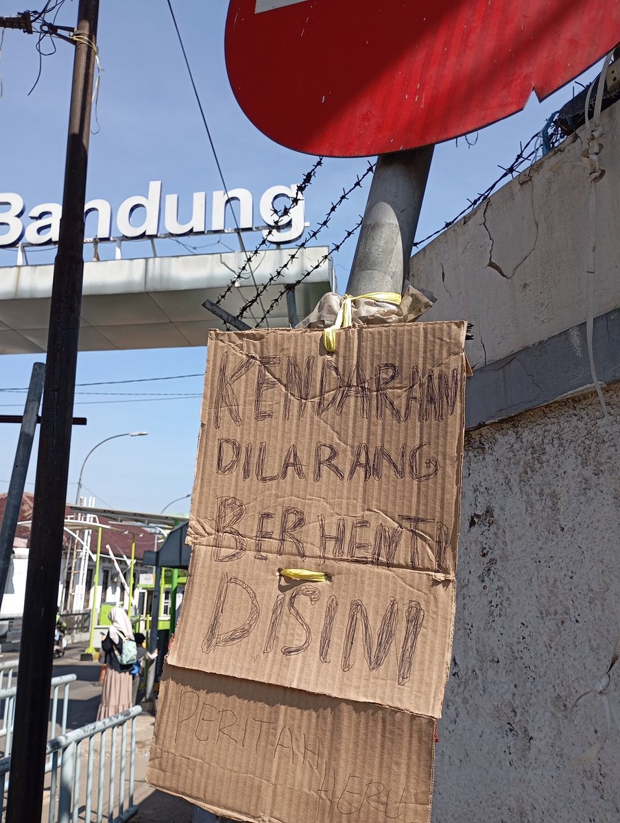 Sun tangan heula ka Aa Heru