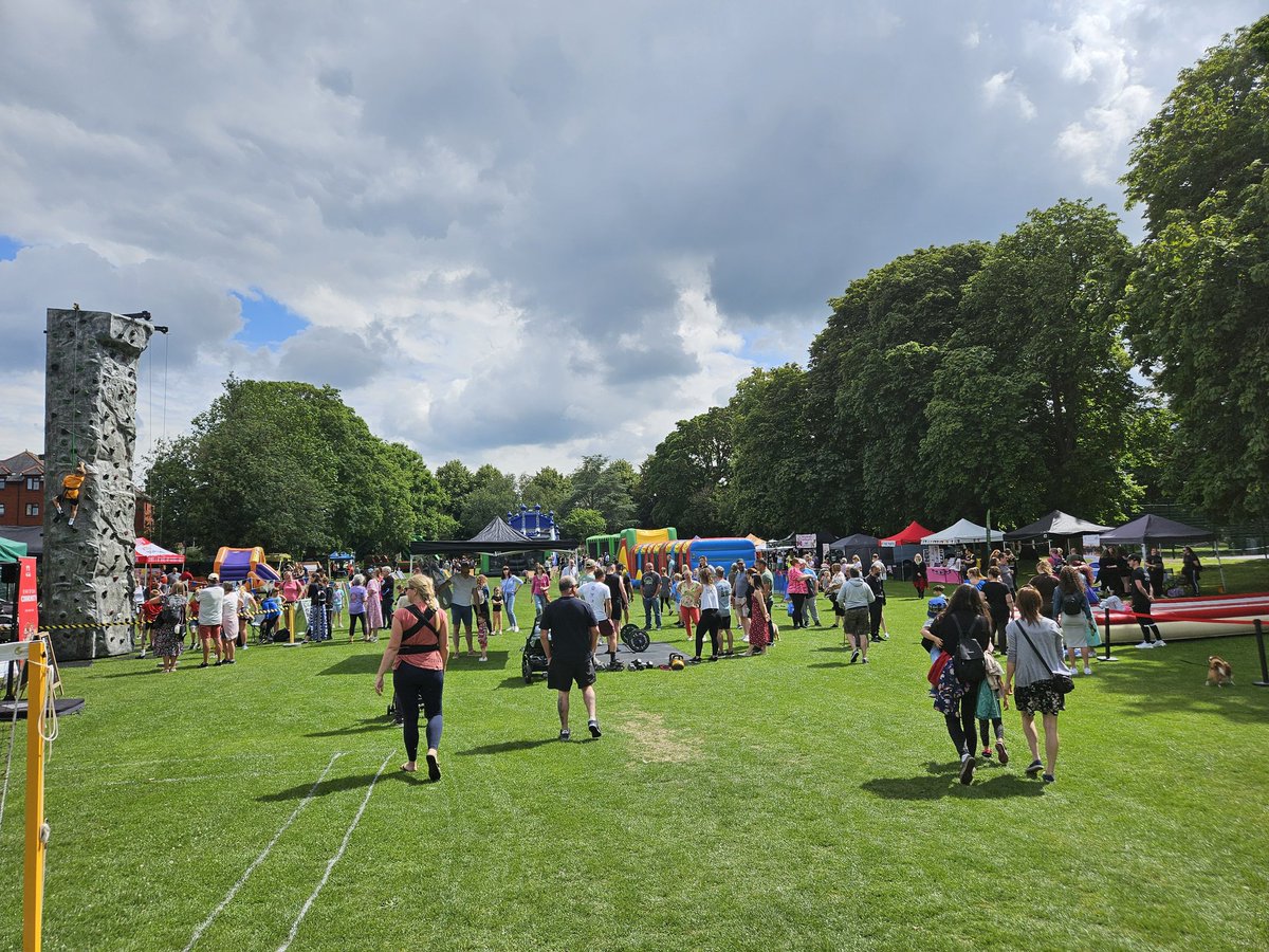 aliciamorti86's tweet photo. Never a boring afternoon at the @Active_Trow Festival!
#ActiveTrowbridge #Active #Trowbridge #OutdoorFun https://t.co/ryYpLDED8E