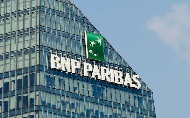 BFMBourse's tweet photo. Avec l'incertitude politique, quels risques pèsent sur les banques françaises cotées?
https://t.co/o8pPaMYKAt https://t.co/Dbzz5NMGsP