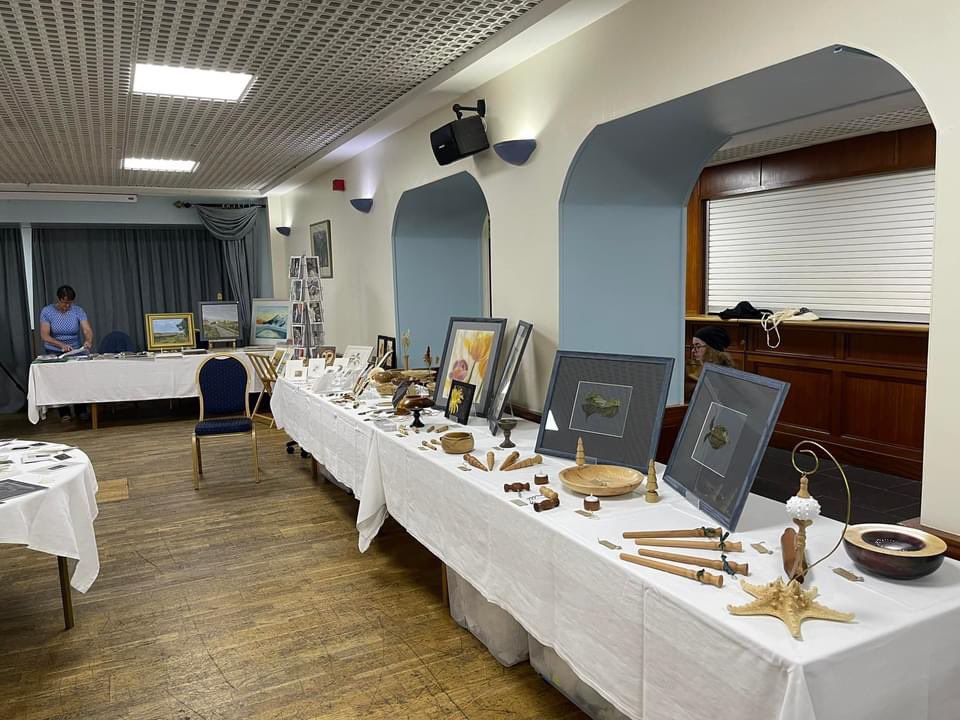 pennyirvineart's tweet photo. All set up with @NWoodturning in the Pentland Hotel with North Coast Artists. 11-3 today https://t.co/5X9kiJ9YmG