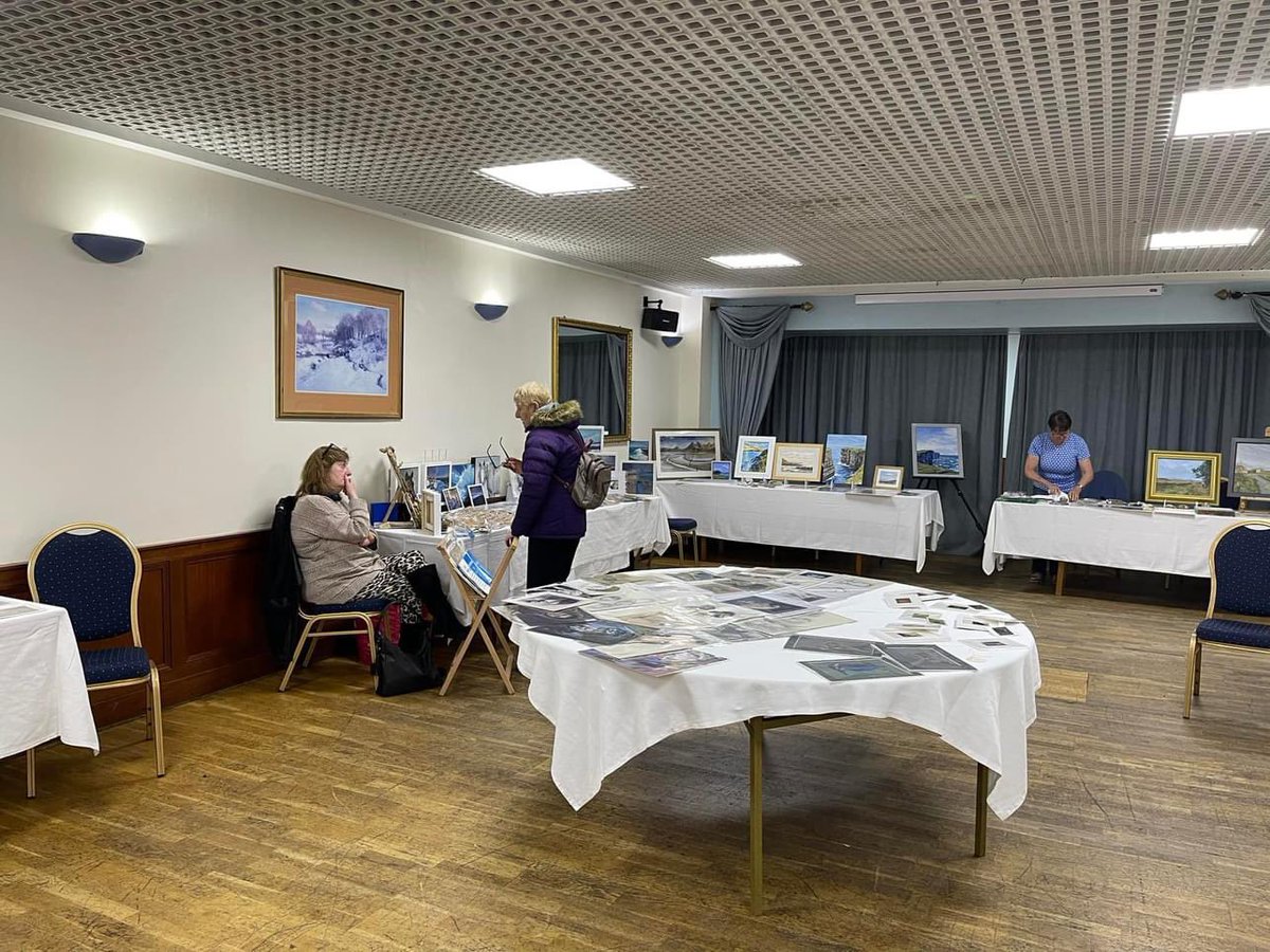 pennyirvineart's tweet photo. All set up with @NWoodturning in the Pentland Hotel with North Coast Artists. 11-3 today https://t.co/5X9kiJ9YmG