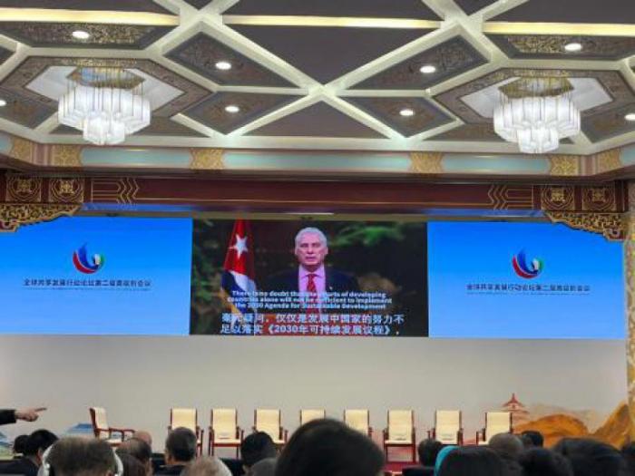 Presidente Díaz-Canel: "Consideramos que la Iniciativa de Desarrollo Global, propuesta por el presidente Xi Jinping en 2021, muestra un nuevo paradigma de cooperación para el desarrollo sostenible más acorde con los legítimos intereses y las aspiraciones del Sur Global" #Cuba