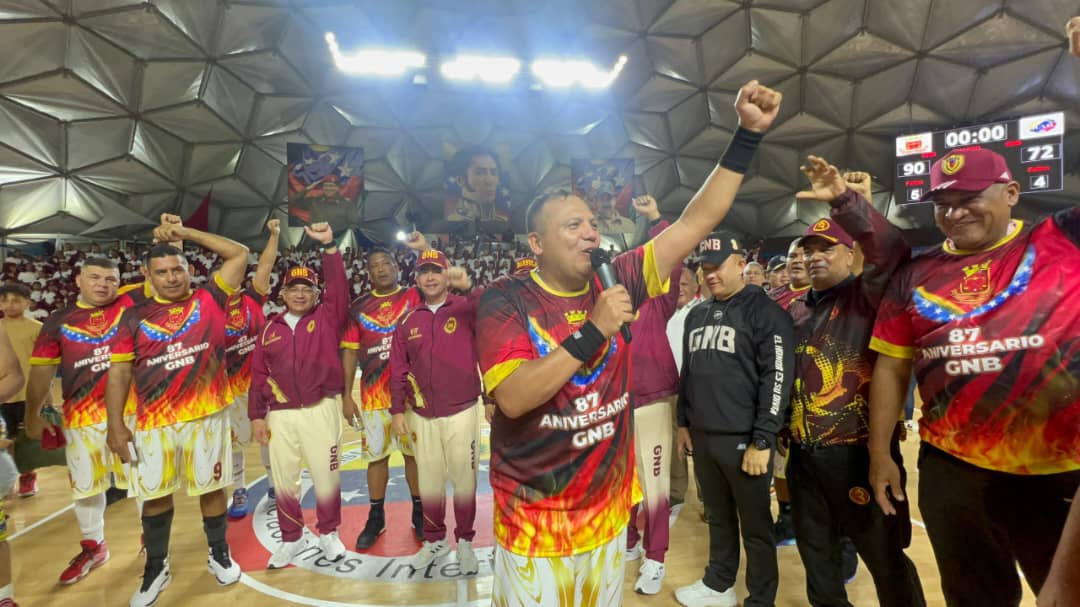 2dacasarapa's tweet photo. Nuestra GNB continua avanzando con nuestro deporte 🏀🏟️ del 87 venceremos https://t.co/1OYpMBRe2G
